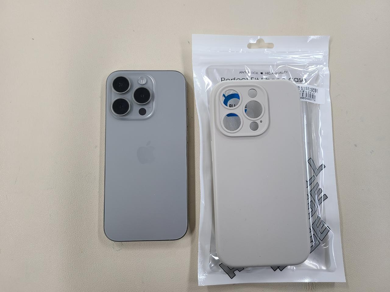 아이폰15프로 256G  무기스 무찍힘 상태최상 ^^