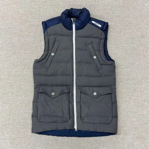 아디다스 패딩 조끼