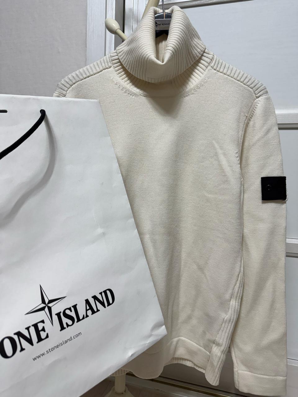 (쇼핑백 택 포함)스톤아일랜드 쉐도우프로젝트 목폴라 니트 L