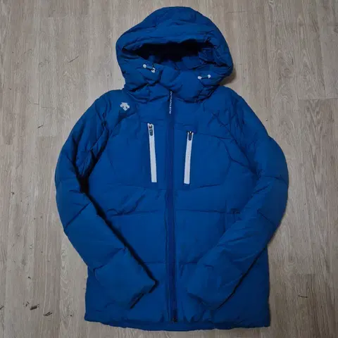 데상트 히트나비 후드 패딩 점퍼