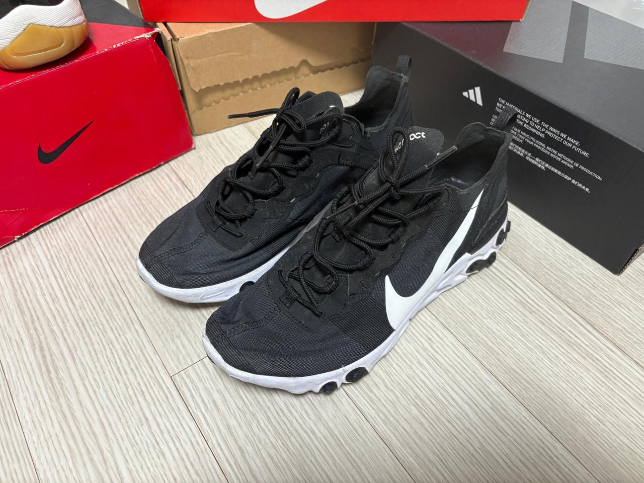 나이키 리액트 엘리먼트 55 블랙 275mm