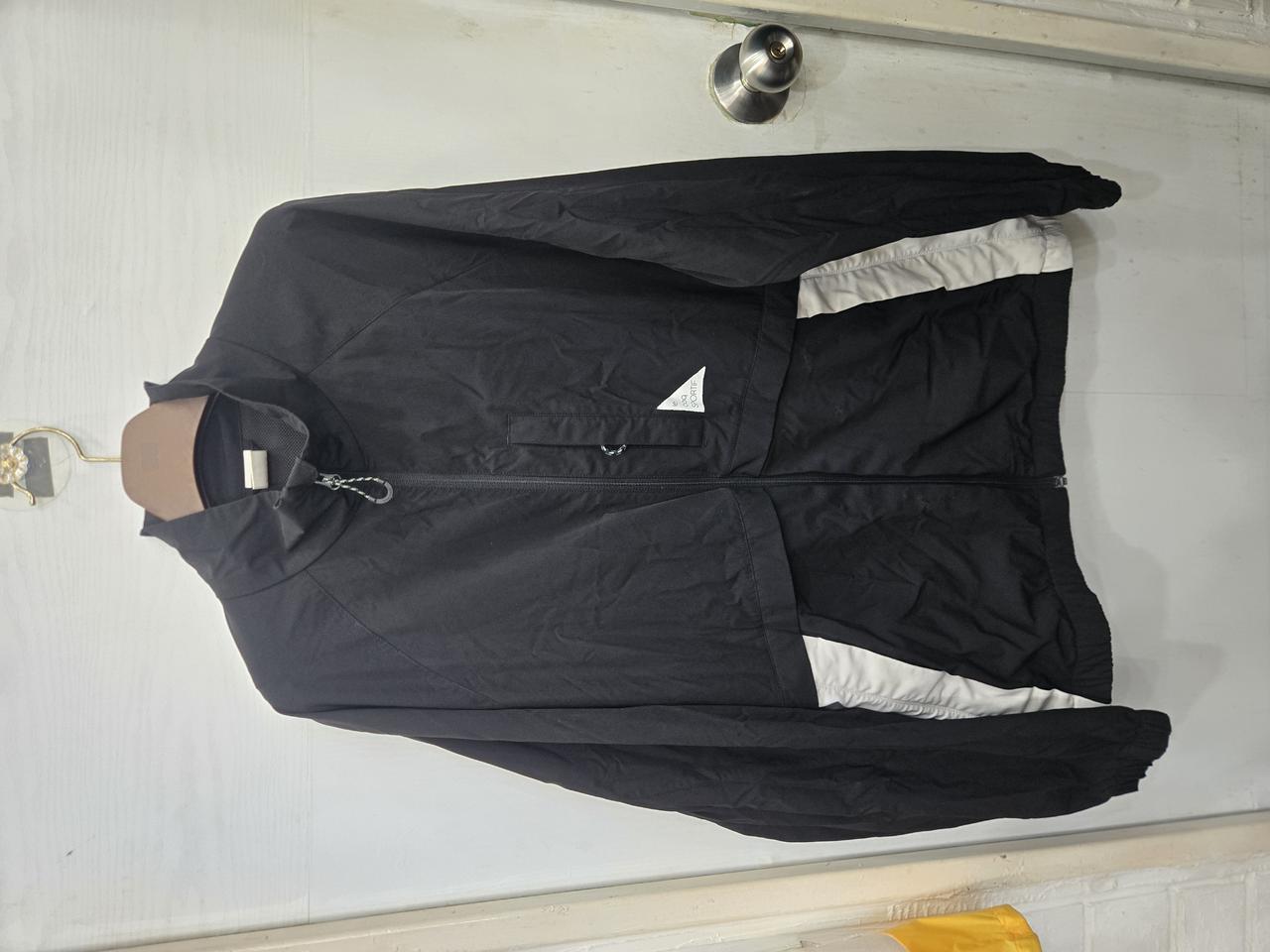 105,XL)) Le coq sportif 르꼬끄 점퍼! 깔끔한 디자인!