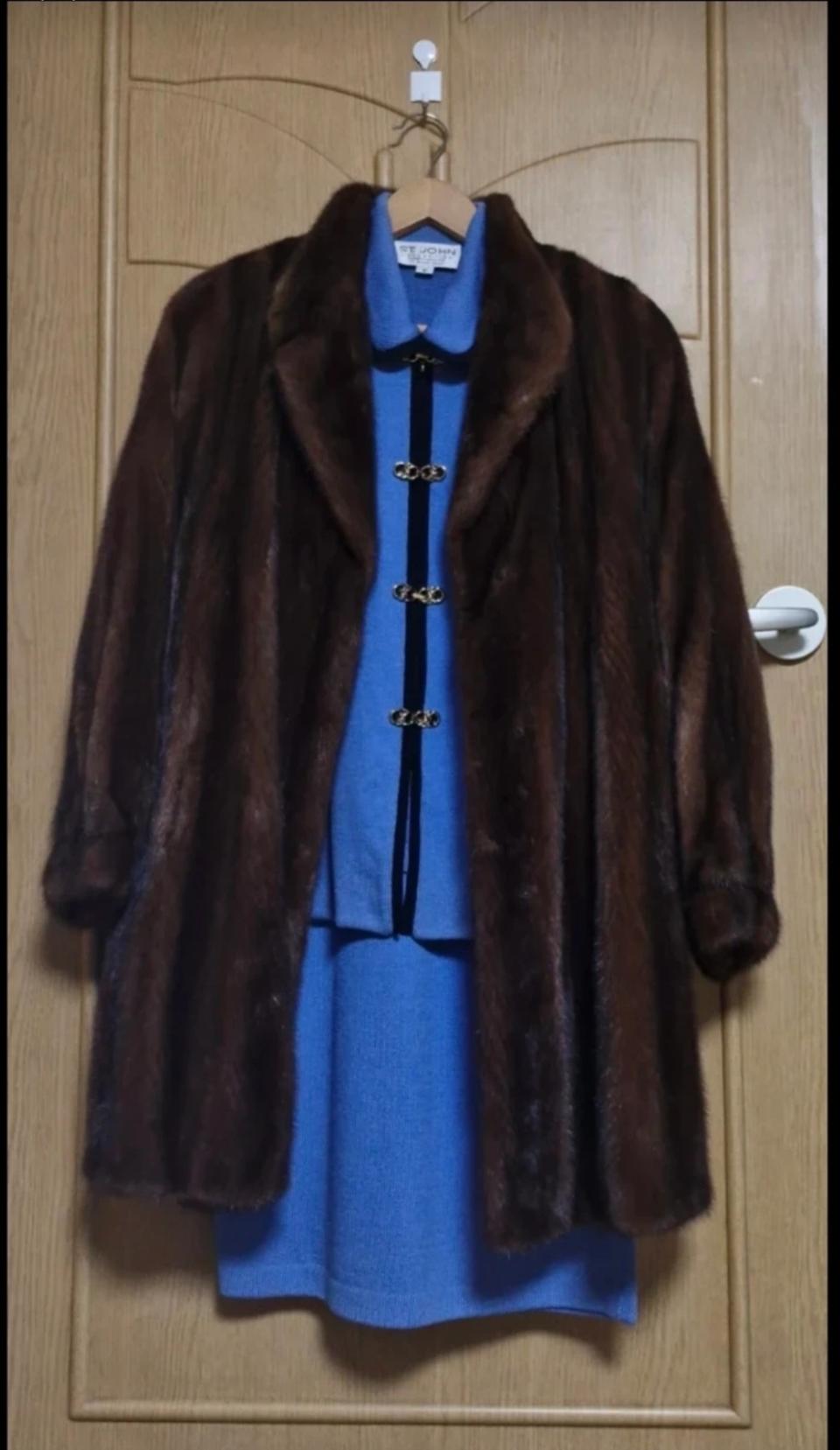 로얄 풀스킨 사가밍크 브라운 모피코트