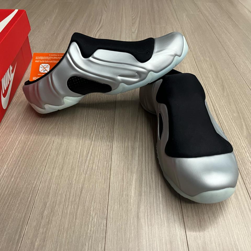 나이키 클로그 포짓 뮬 실버 새제품 265