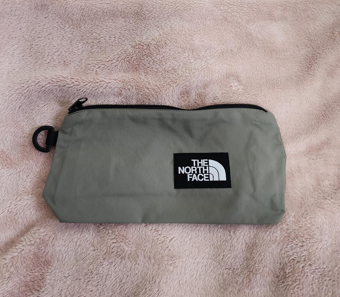 노스페이스 파우치