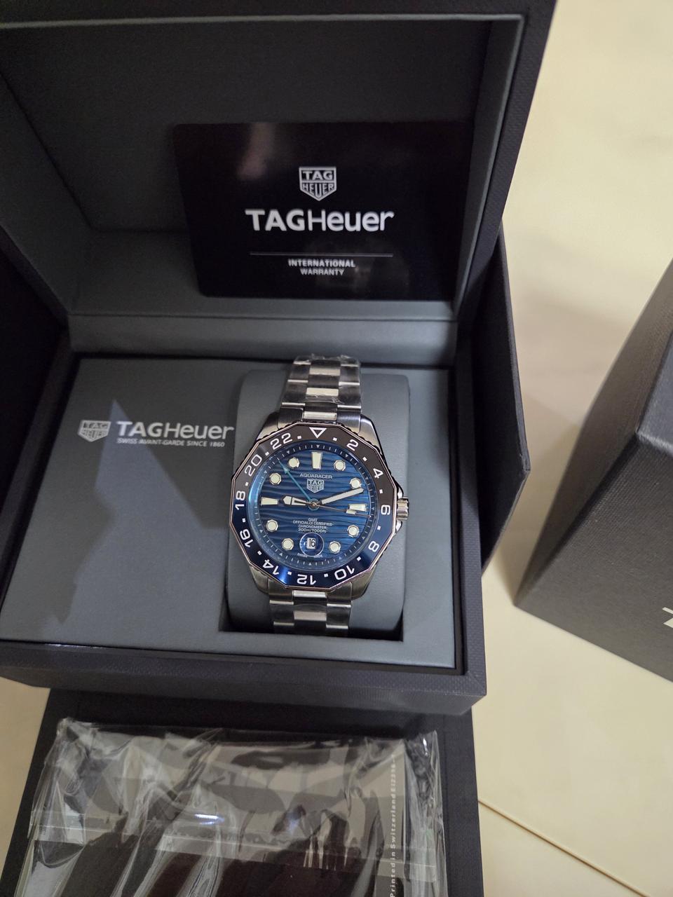 태그호이어 아쿠아레이서GMT 신형 새상품 풀박스