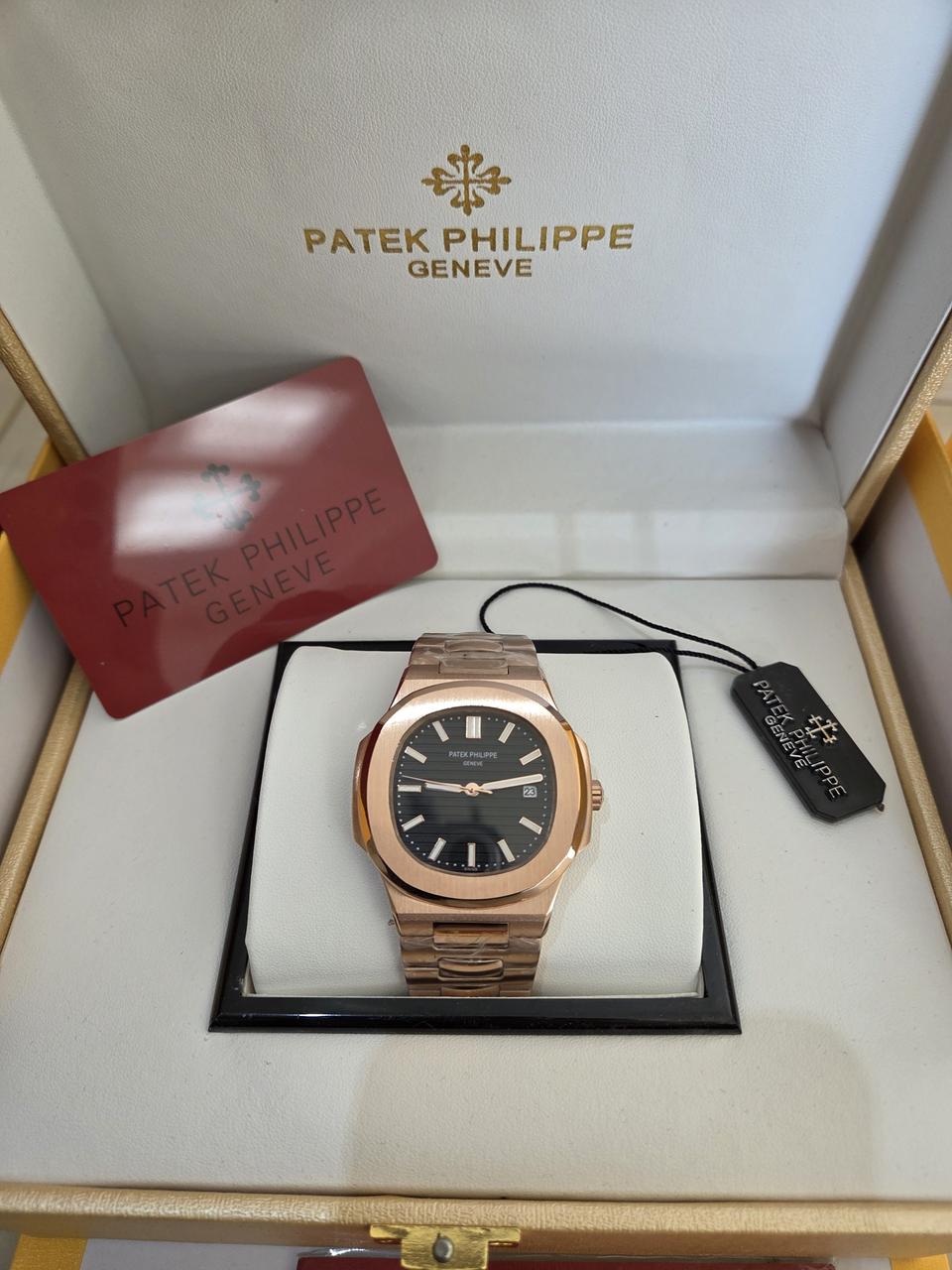 파텍필립 노틸러스 5711 금통