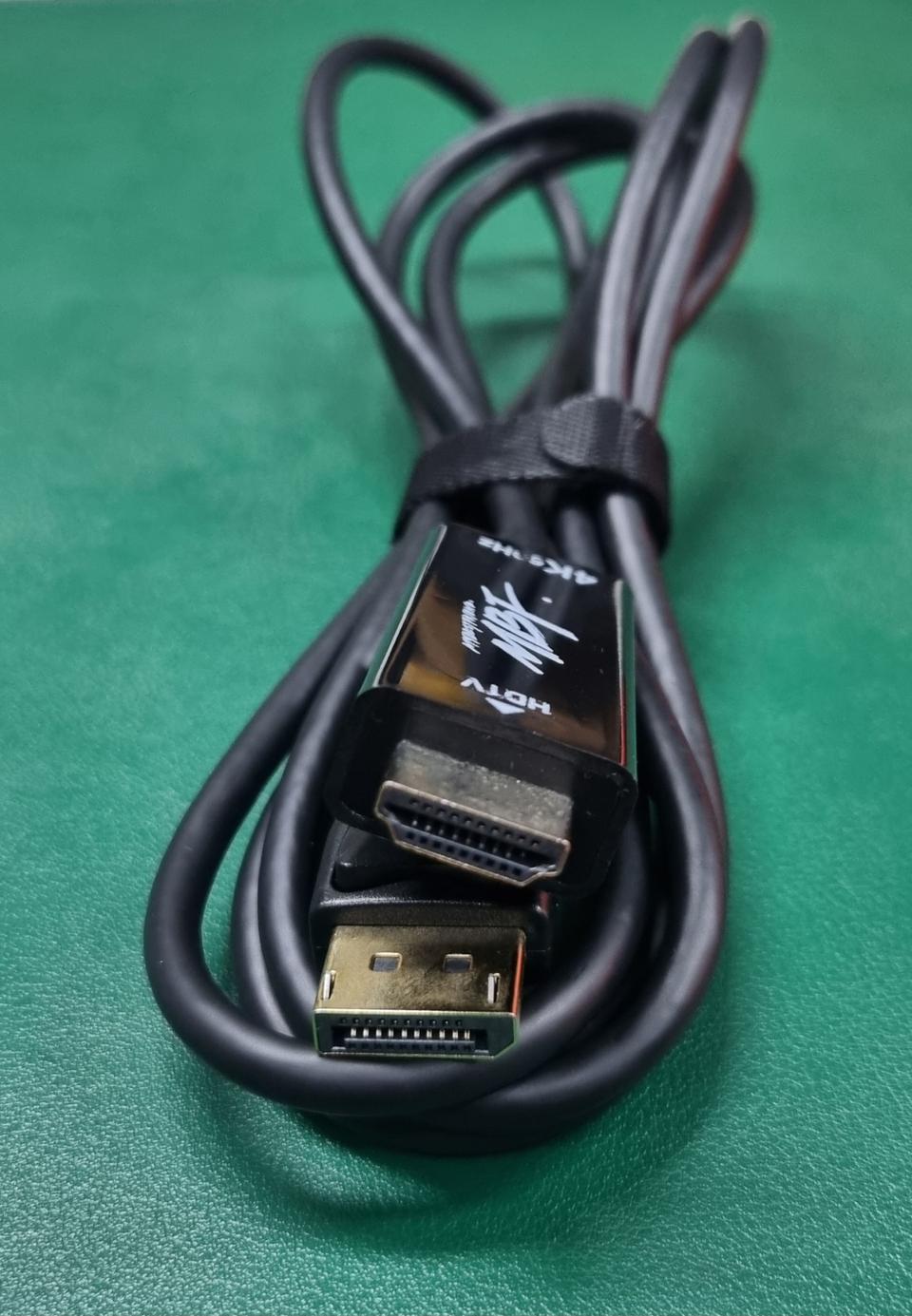 HDMI to DP 케이블 4K 지원 2m 팝니다