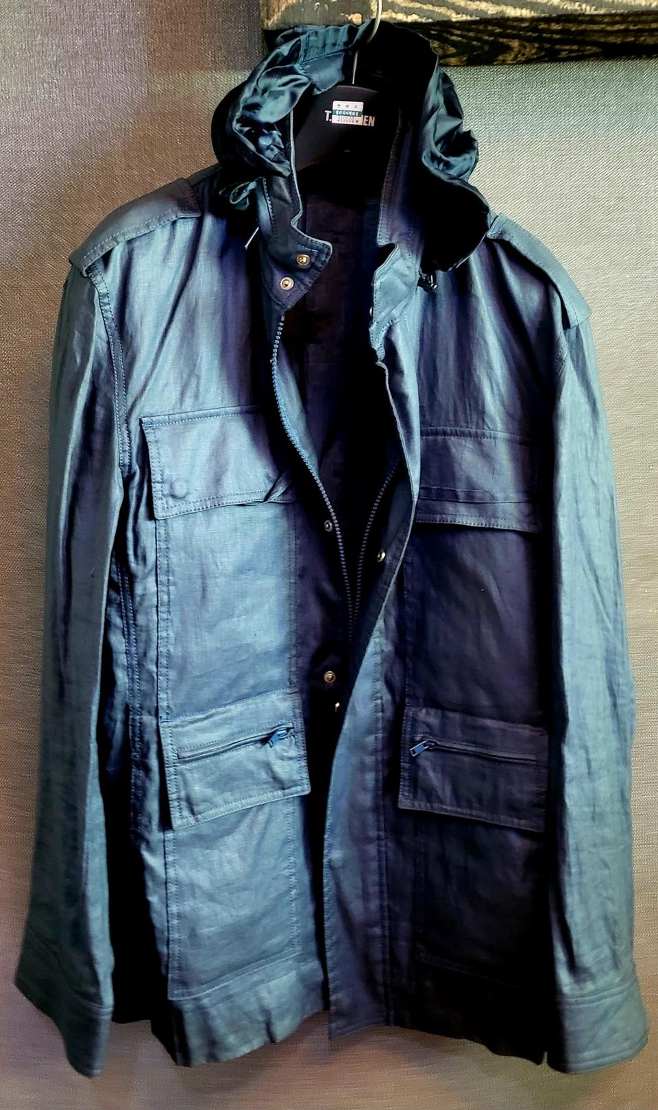 [미사용 새상품] XESS  마 코트