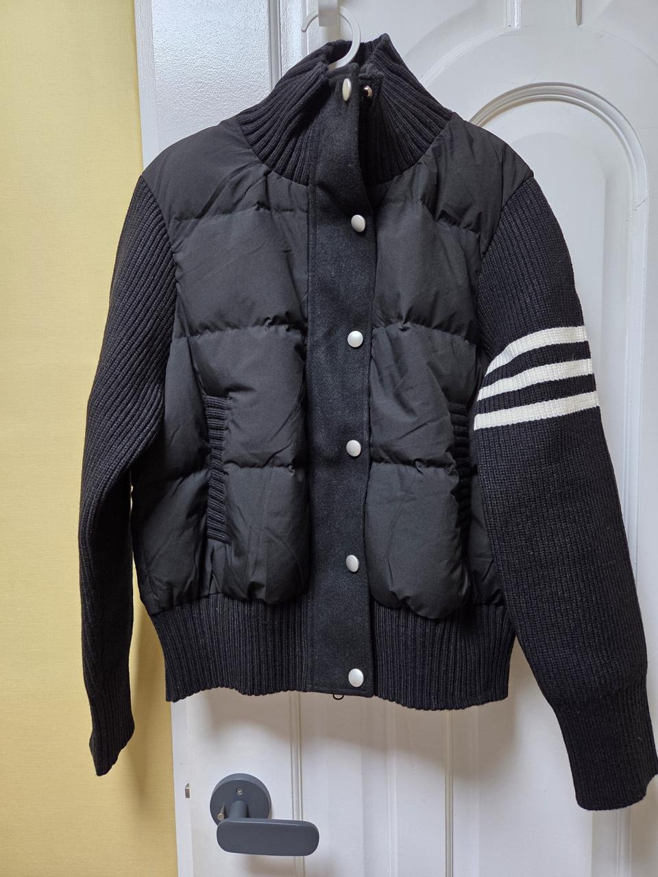 톰브라운 블랙 패딩 여성용 새상품