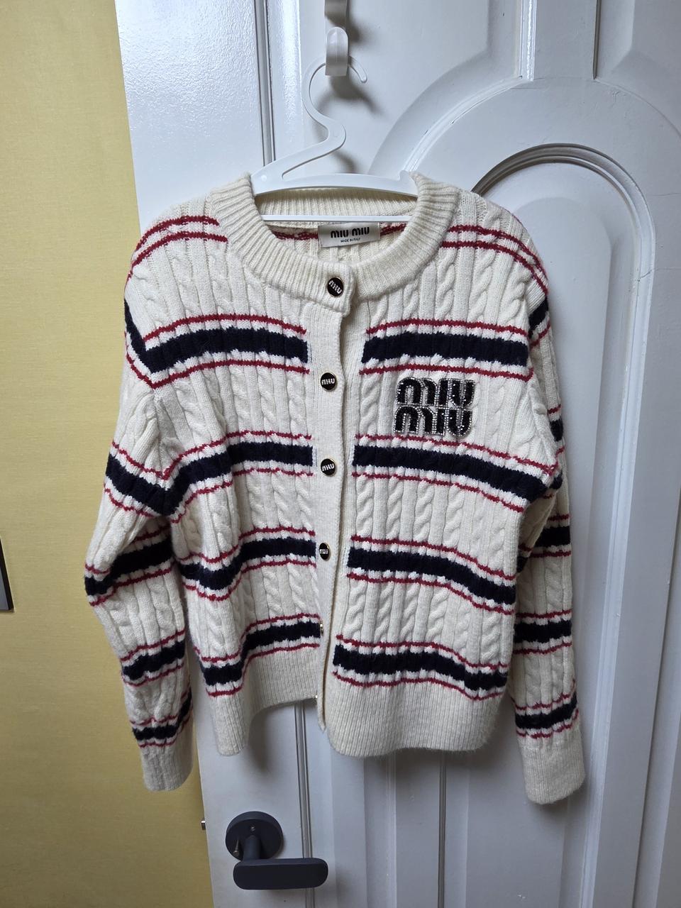 미우미우 니트 가디건