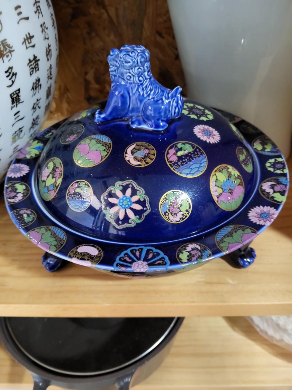 중국청화채색삼족향로도자기