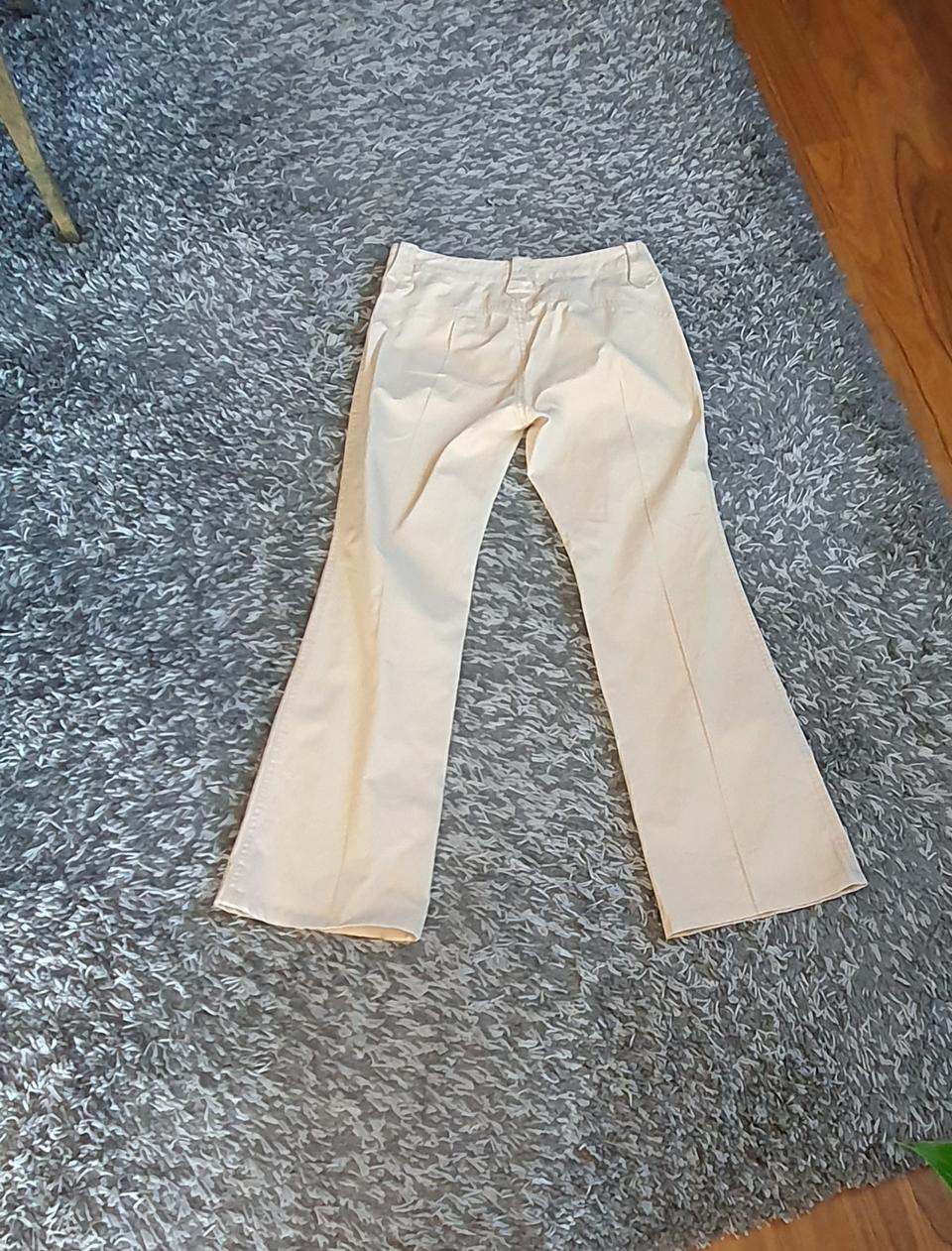 버버리부츠컷바지