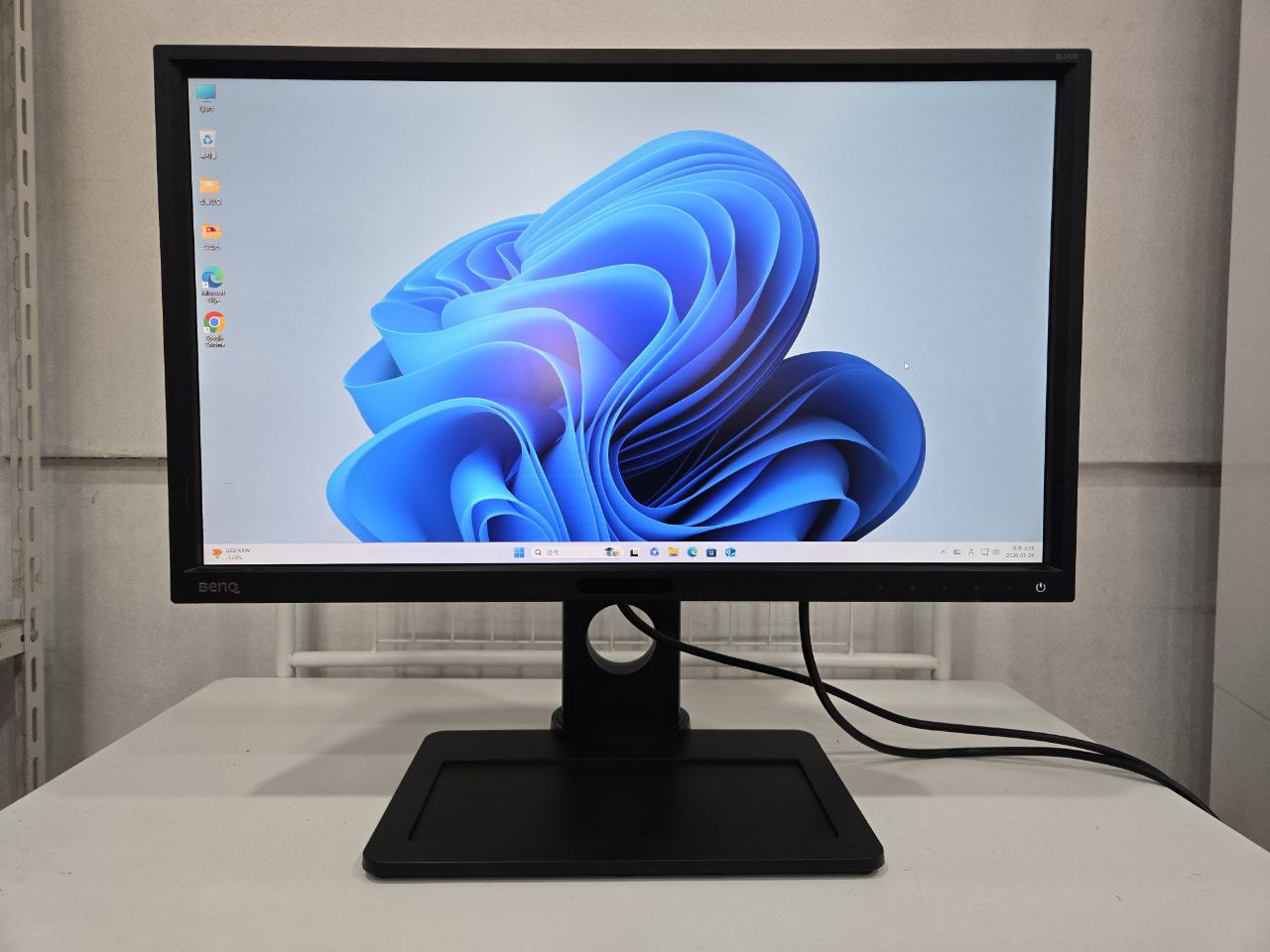 벤큐 24인치 60Hz 모니터 팝니다.