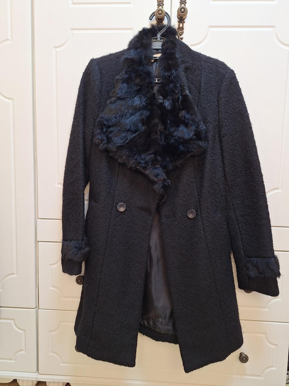 블랙 퍼 카라 코트 55~66