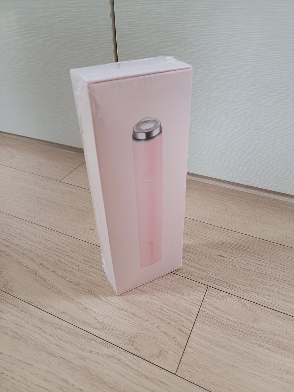 메디큐브 에이지알 부스터 프로 미니 플러스 핑크