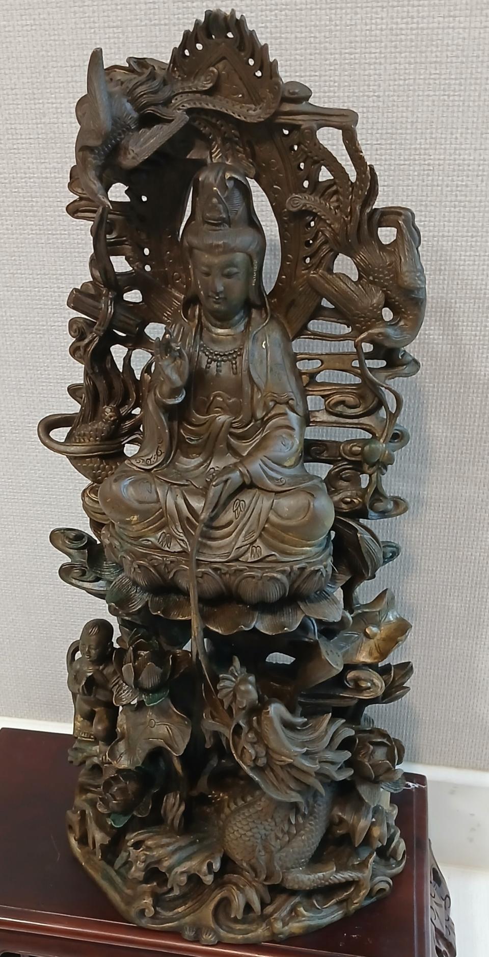 오래된관음보살부처님