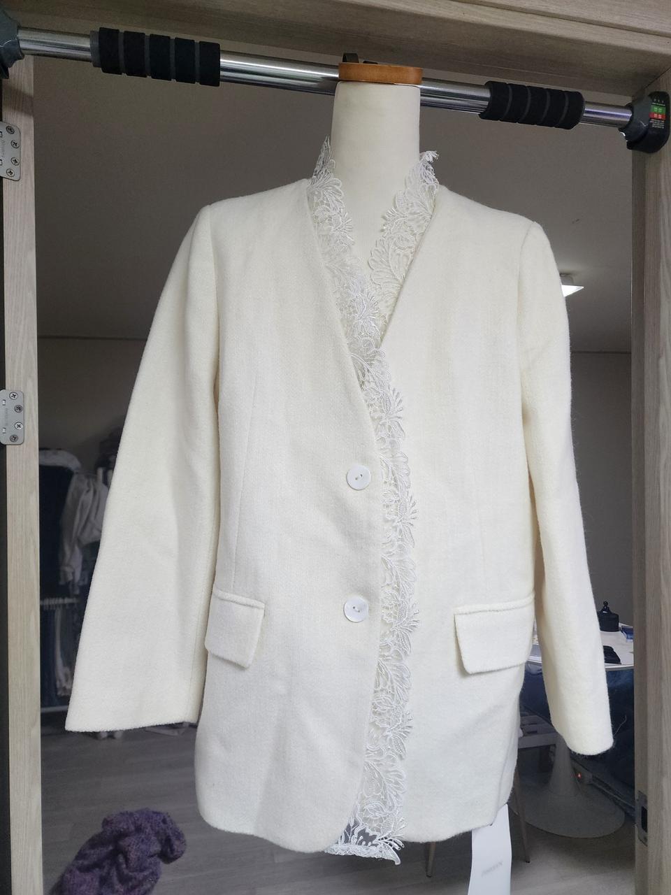 아이보리 레이스 진주 재킷  새상품