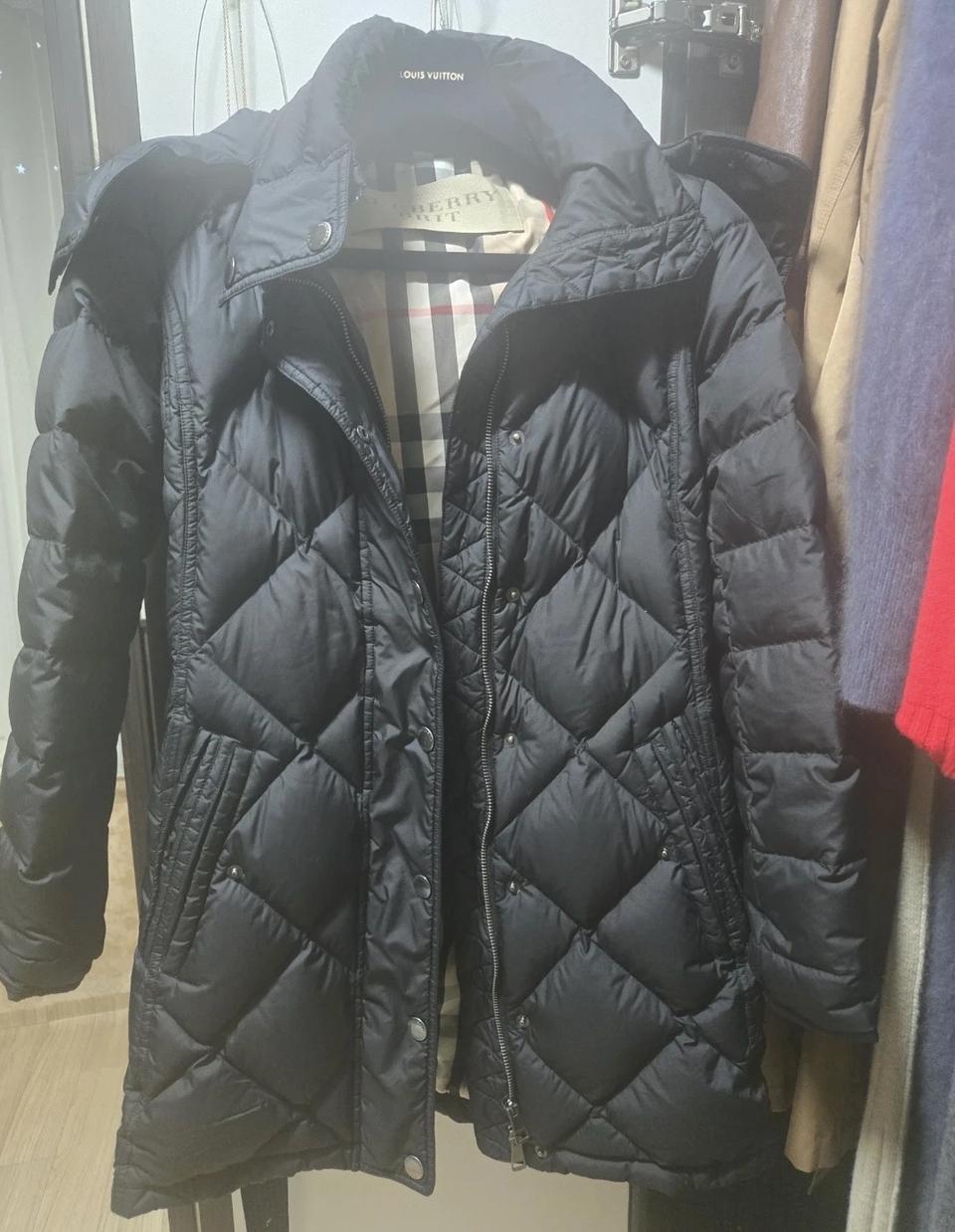 버버리 블랙 패딩