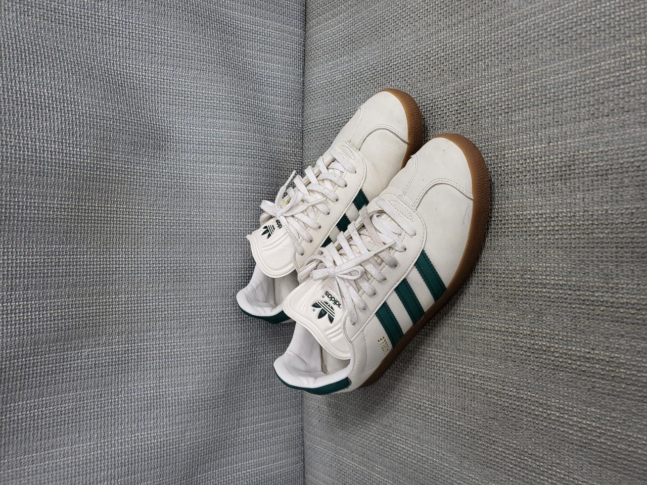 아디다스 가젤 스니커즈 260