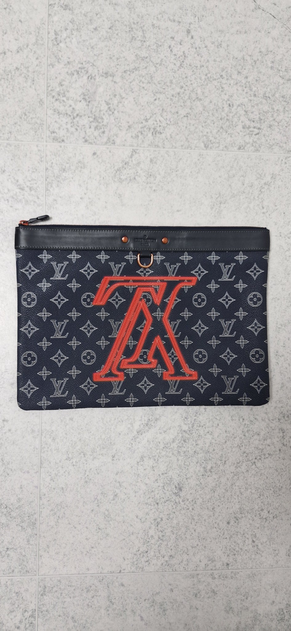 루이비통 클러치백