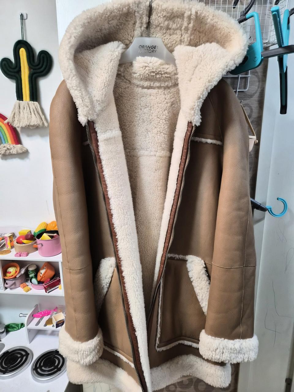 코치 리버시블무스탕