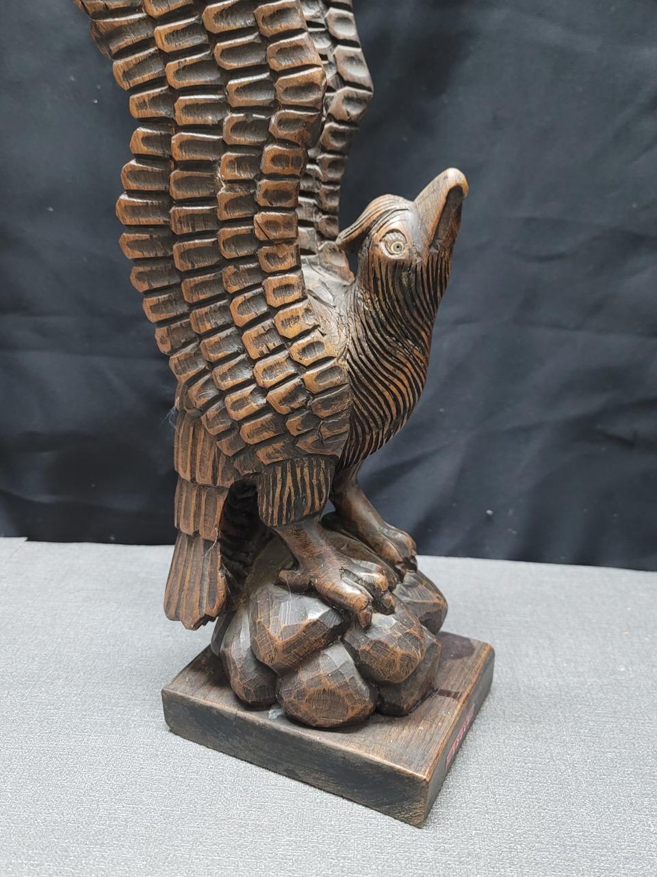 장미목 독수리 목조각