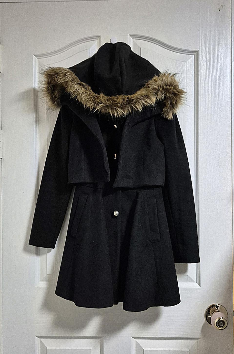 럭셔리걸스 플레어핏 반코트+모자 퍼 베스트 세트