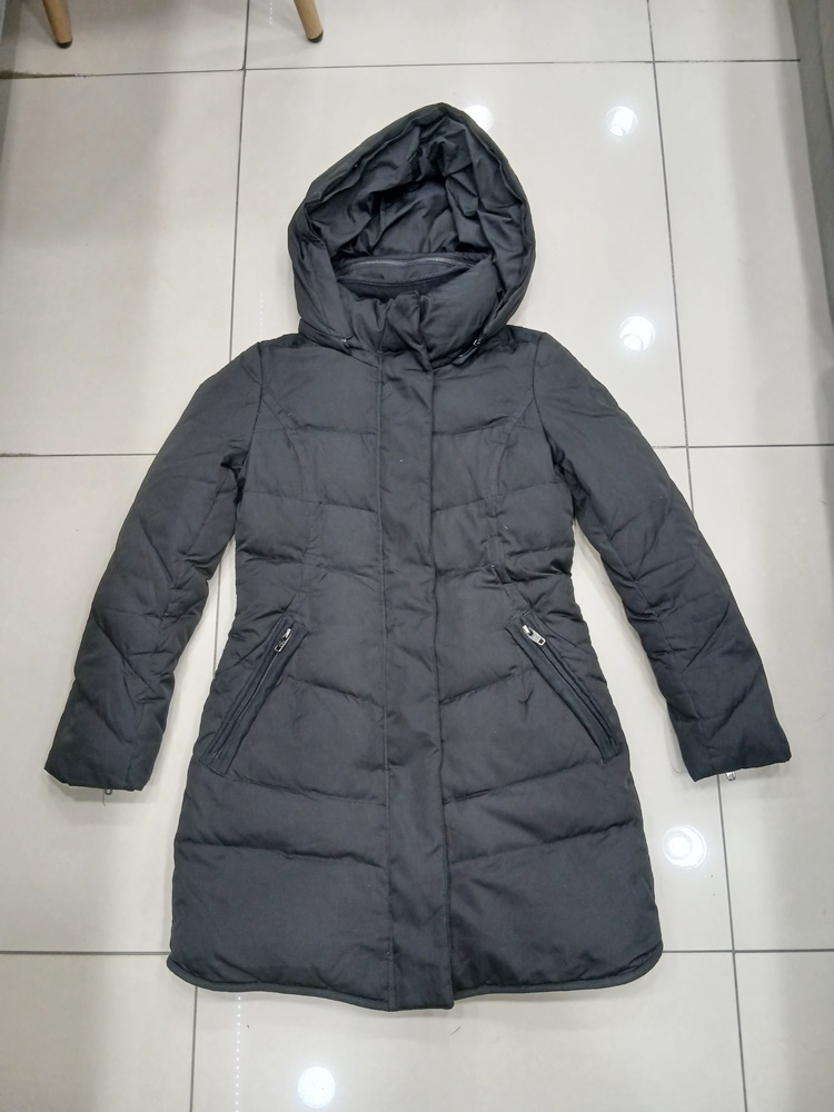 샤트렌 90사이즈 검정색 롱패딩 후드털분실없어요 중고 오리털 덕다운