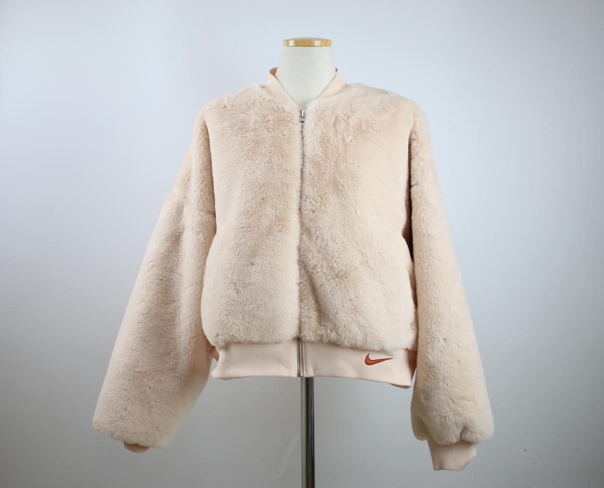 나이키 여성 퍼 양면 점퍼 사이즈 95(23년도)