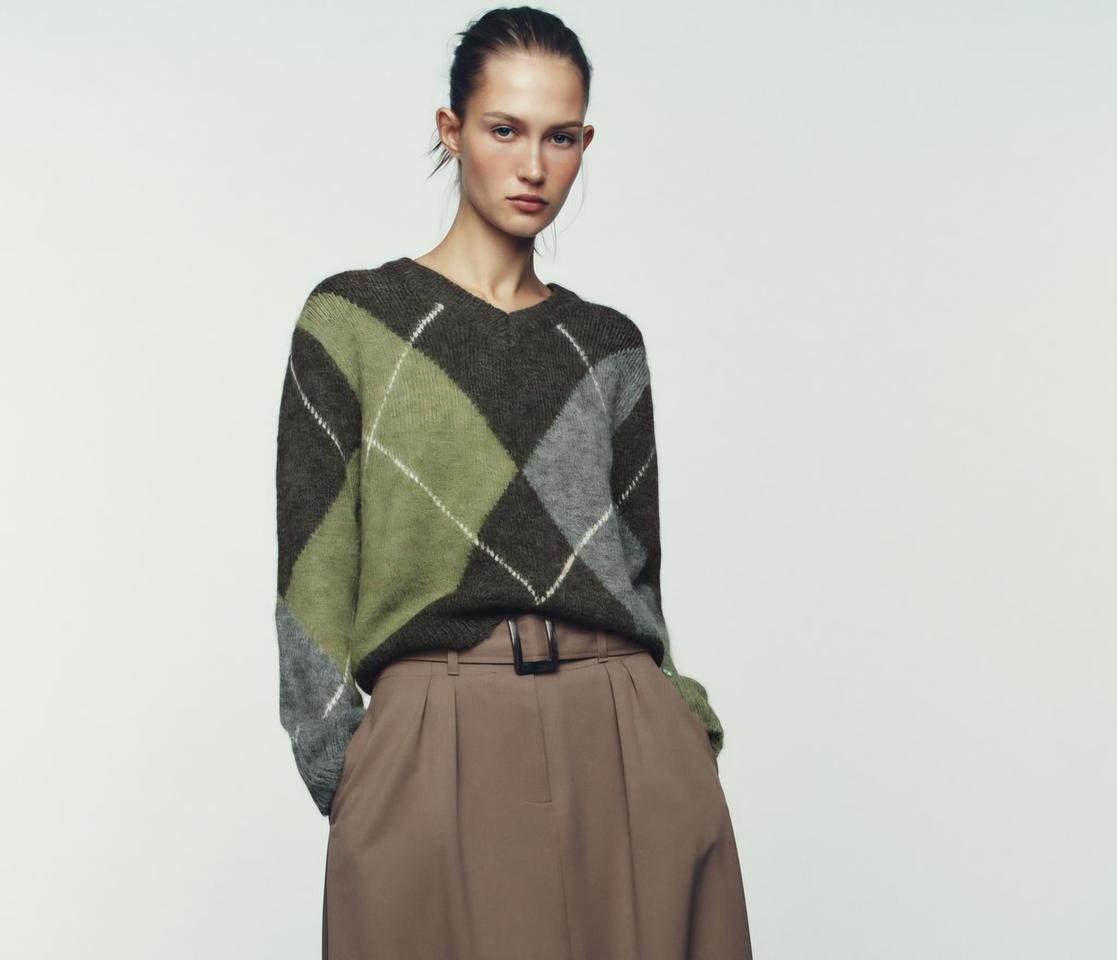 새상품)자라 아가일 니트