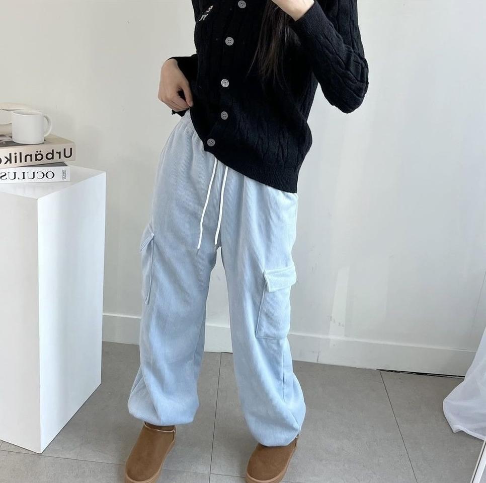 하늘색 코듀로이 카고 팬츠