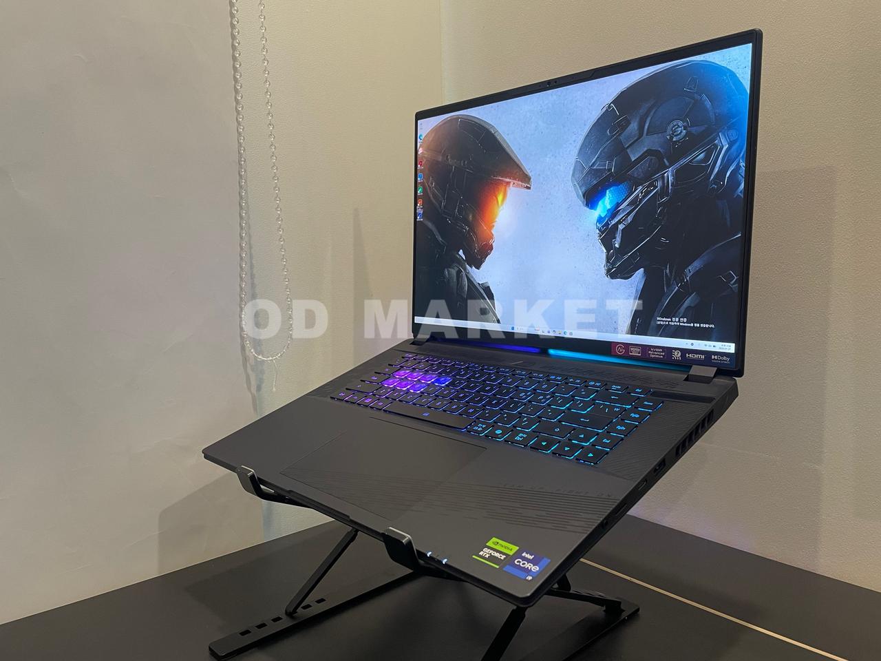 기가바이트 게이밍 노트북(RTX4070,i9,14세대,16인치,QHD)