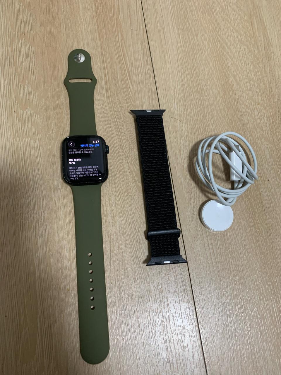 애플워치SE2 44mm 미드나이트gps 배터리97%