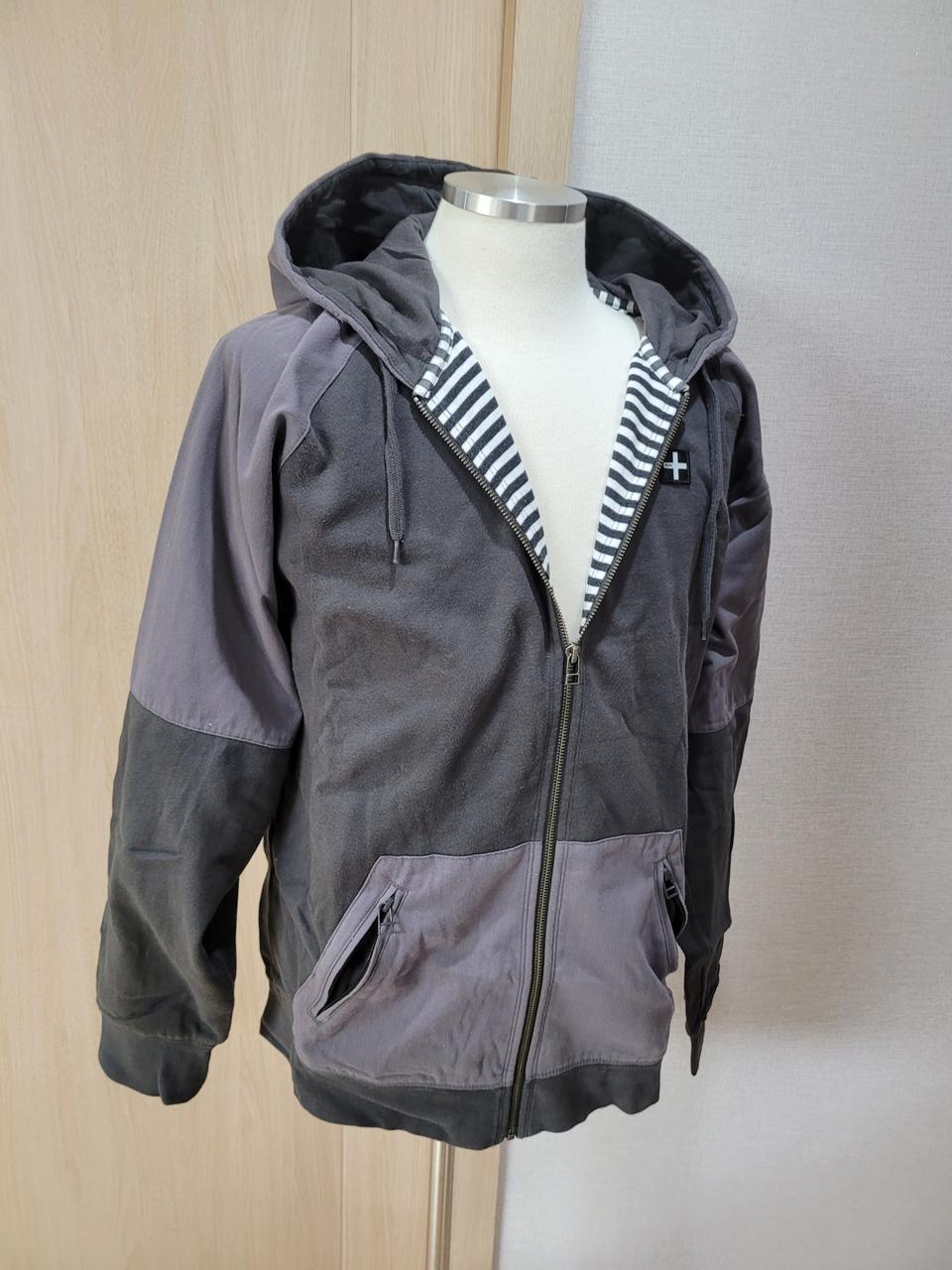 타빅 TAVIK 후드 집업 L 그레이 컬러