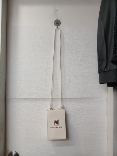 메종키츠네 크로스