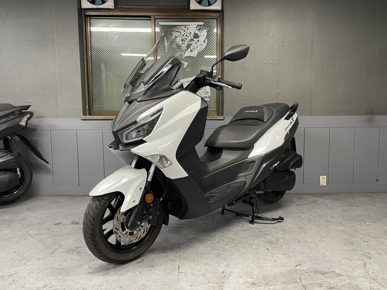 SYM "조이맥스Z+125ABS" 21년식 특A급매물! 스쿠터오토바이