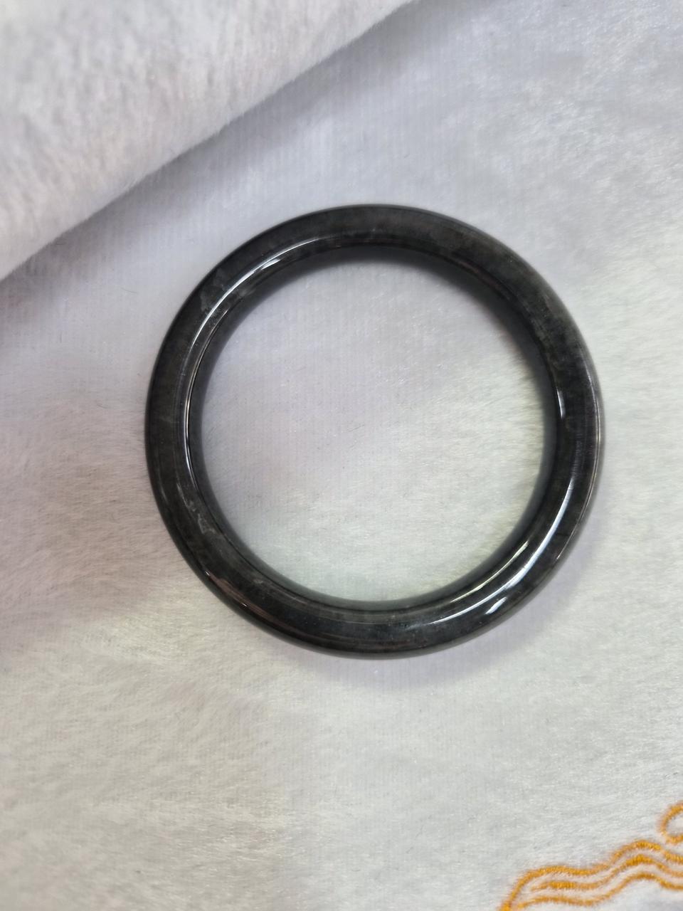 검정 옥 뺑크팔찌