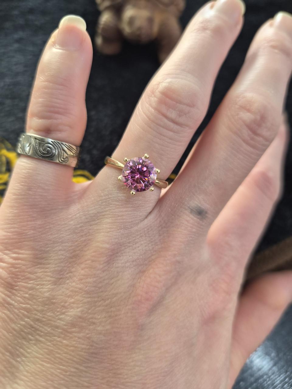 모이사나이트 반지