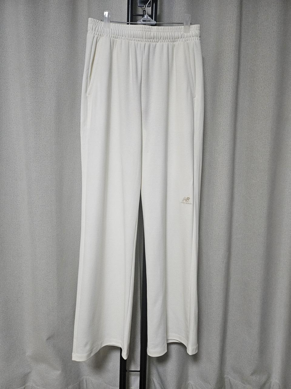 새상품)뉴발란스 트레이닝팬츠M
