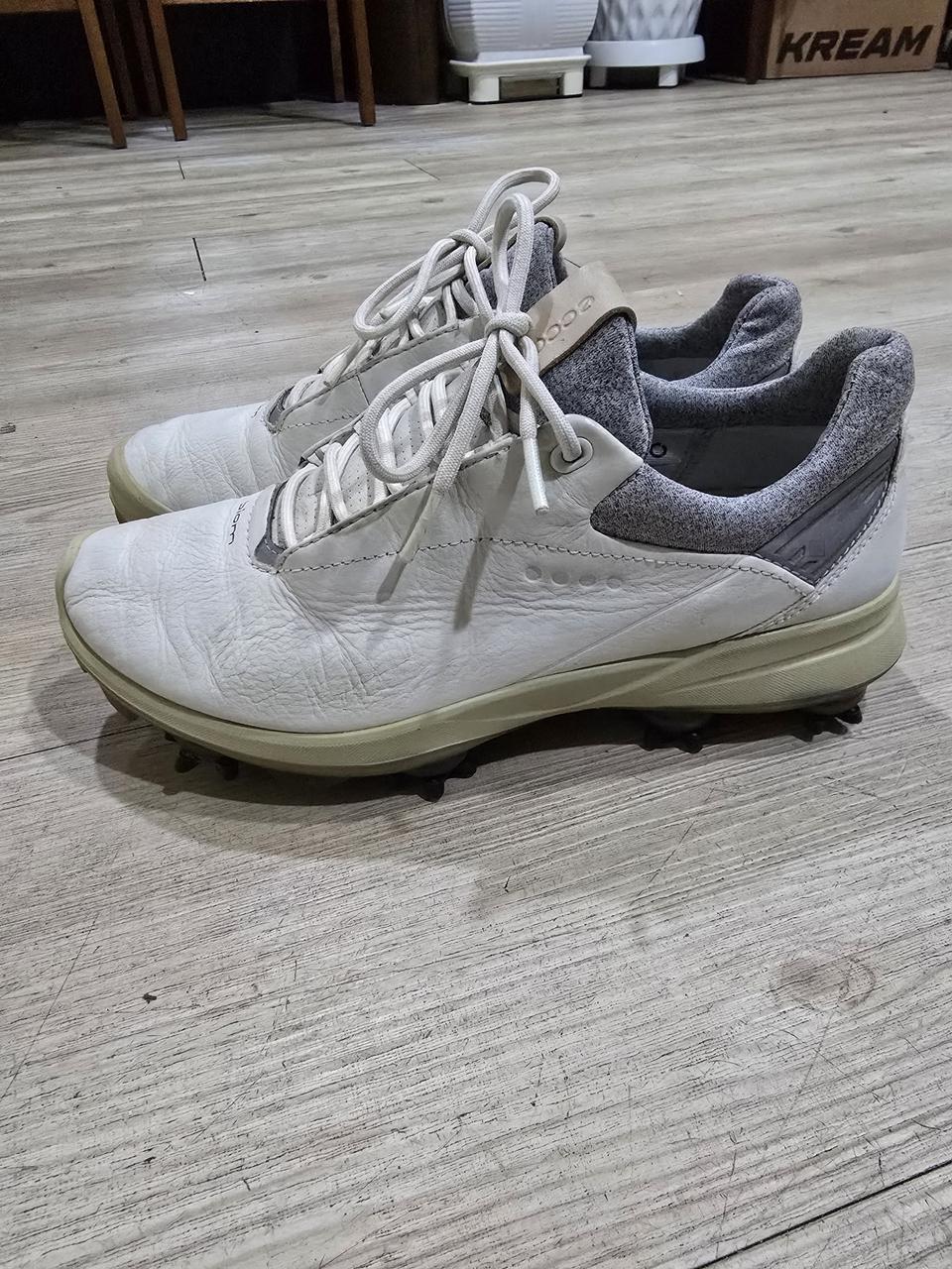 ecco 골프 바이움 스파이크리스 야크가죽 골프화 37 235mm