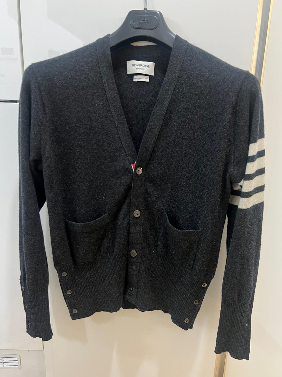 톰브라운 캐시미어가디건 3사이즈 (새상품급)