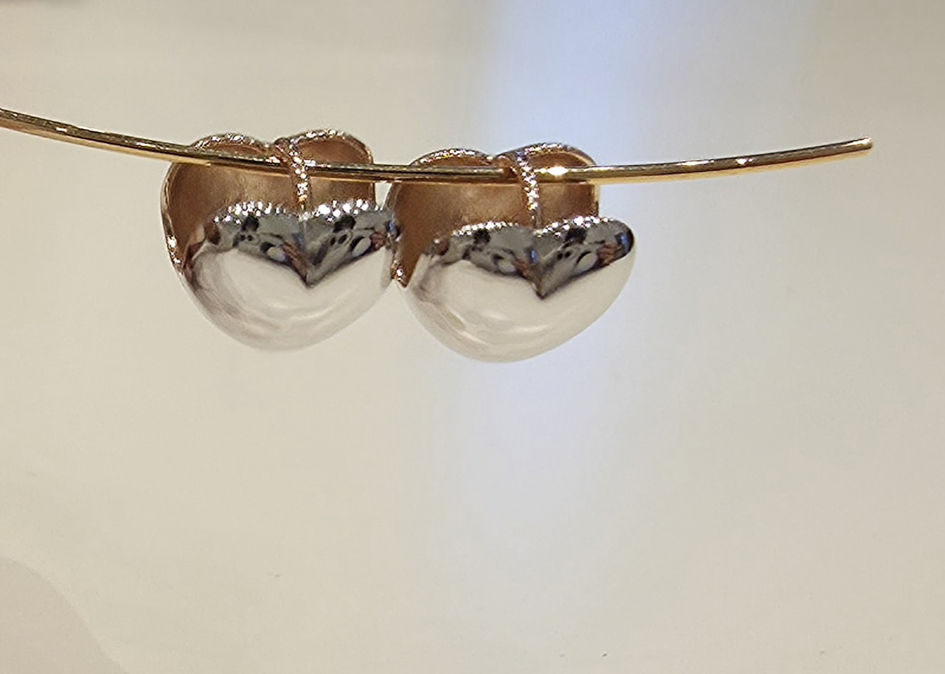 14k콤비골드_통통하트 링귀걸이