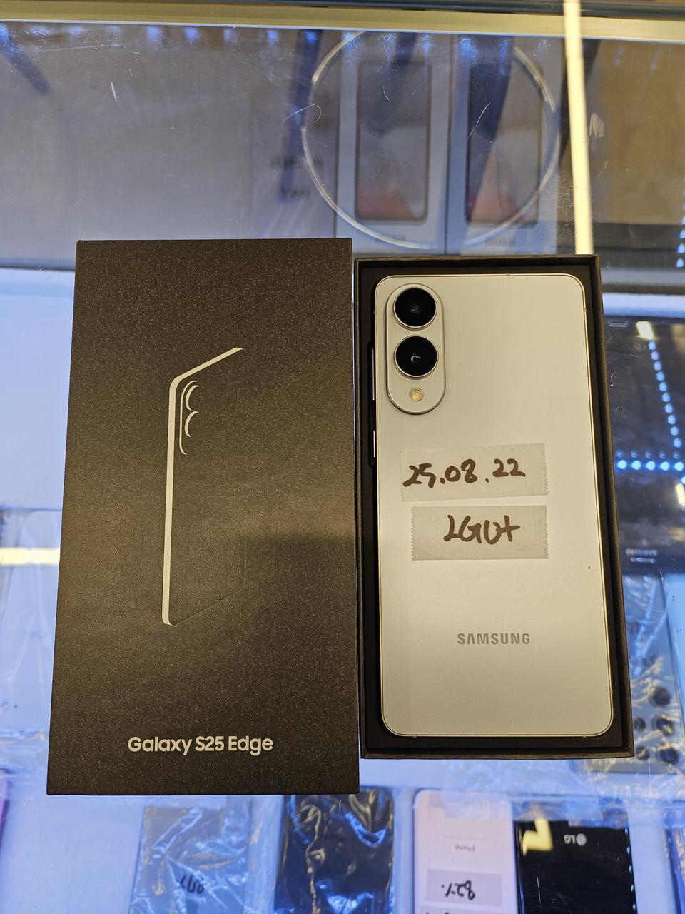 갤럭시s25엣지 256G A급 풀박스