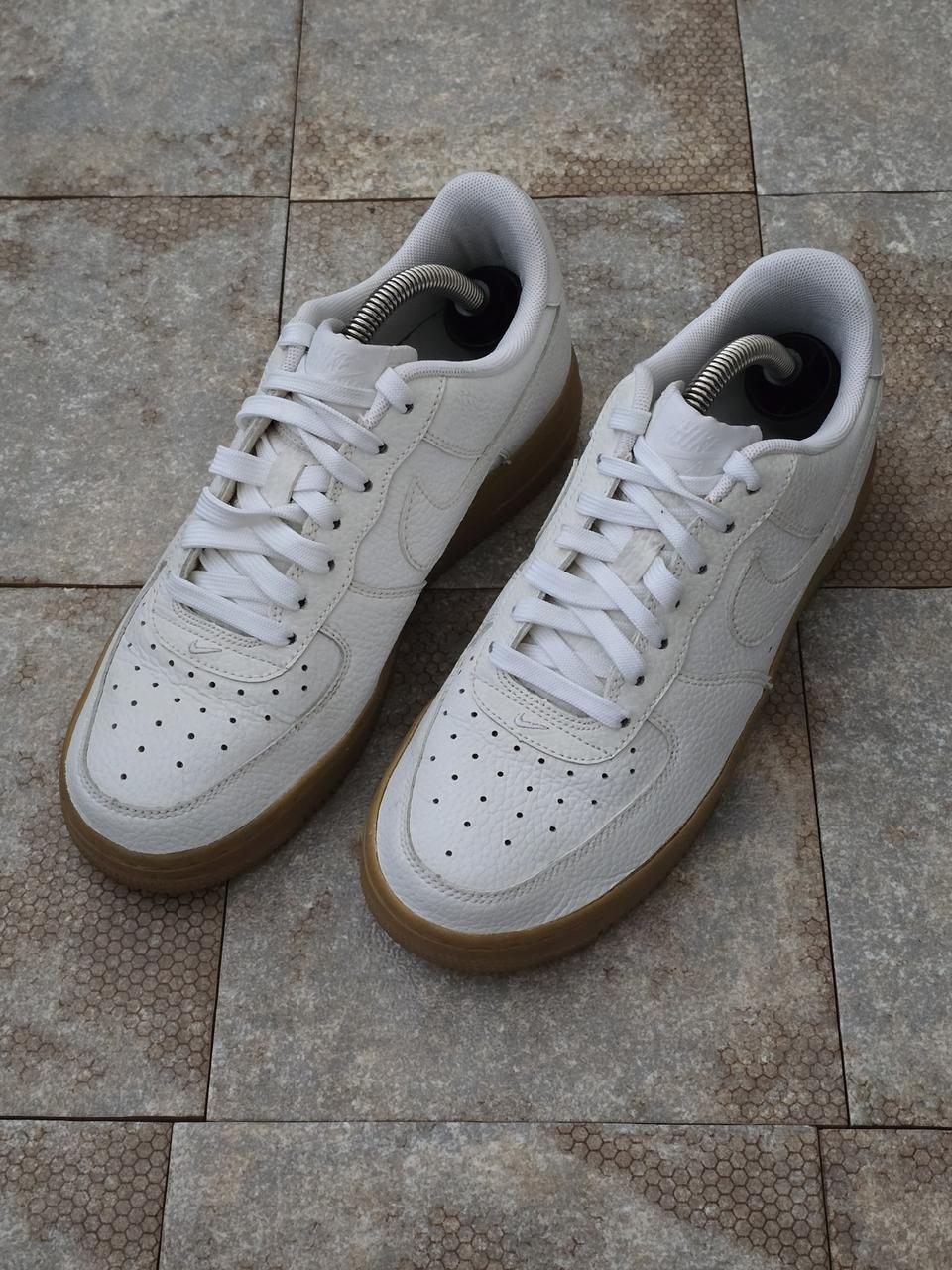 (240)나이키 에어포스 1 로우 화이트 검 스니커즈 운동화