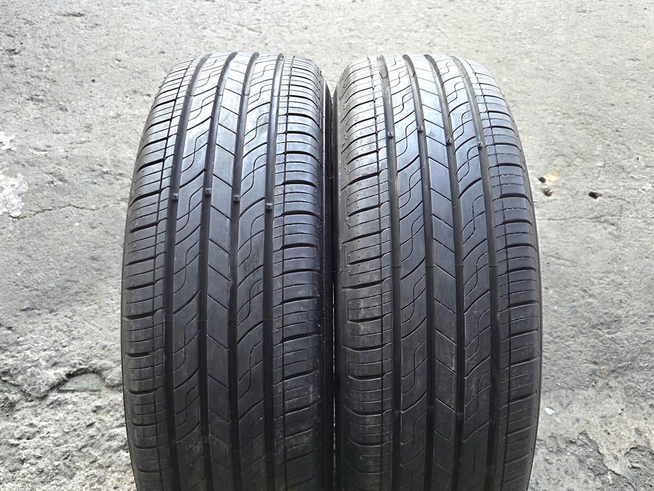 1957014 195 70 14 금호 TA21 타이어 팝니다