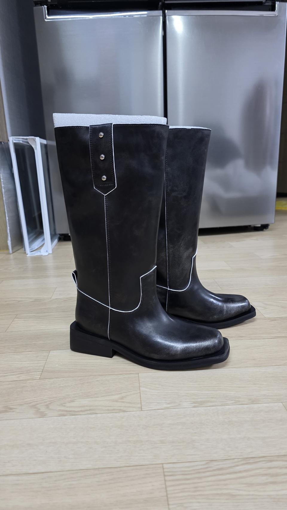 새상품 ❤브랜드 부츠 17만원 ➡ 6만원 (사이즈240)