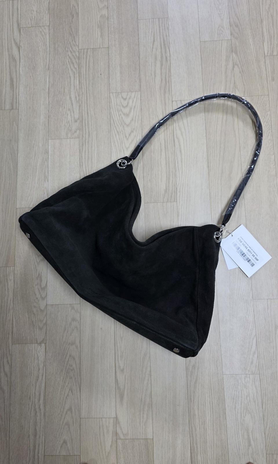 새가방 ❤ 다이닛 스웨이드 소가죽백  21만 → 9만