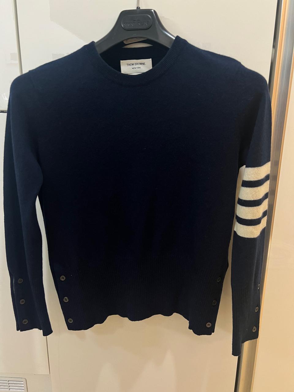 톰브라운 캐시미어니트 2사이즈 (새상품급)