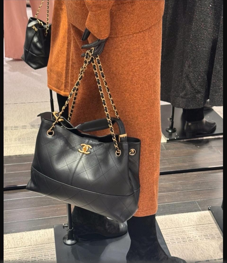 샤넬 가방 /거의새거